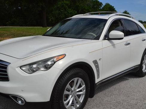 Used 2015 INFINITI QX70 2WD w/ Premium Package image 4