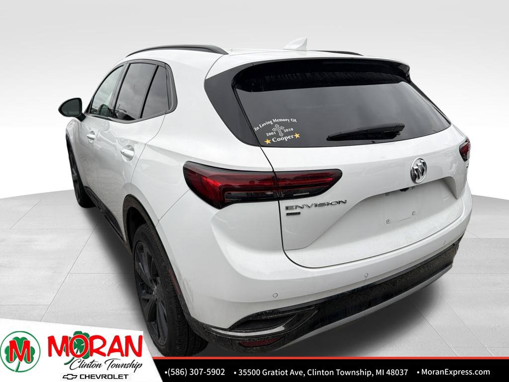Used 2023 Buick Envision Preferred w/ Sport Touring Package AWD/4WD image 2