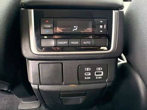 Certified 2024 Subaru Ascent Onyx Edition w/ Popular Package Onyx AWD/4WD image 19