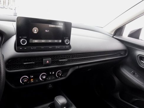 Used 2023 Honda HR-V LX image 16