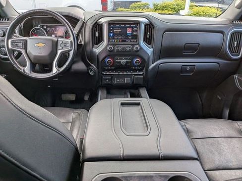 Used 2020 Chevrolet Silverado 1500 LTZ AWD/4WD image 31