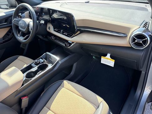 New 2026 Chevrolet Equinox ACTIV w/ Convenience Package III image 29