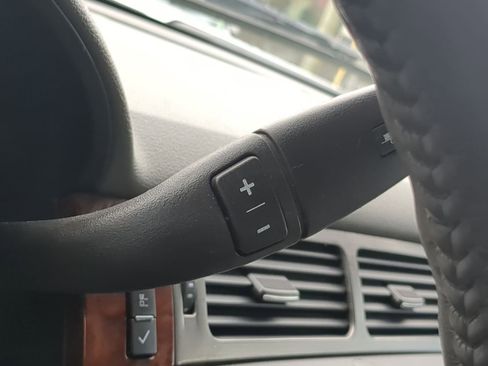 Used 2009 Chevrolet Silverado 1500 LTZ image 30