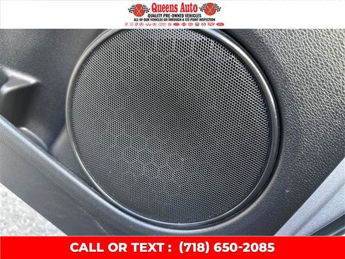 Used 2022 Honda HR-V LX image 36
