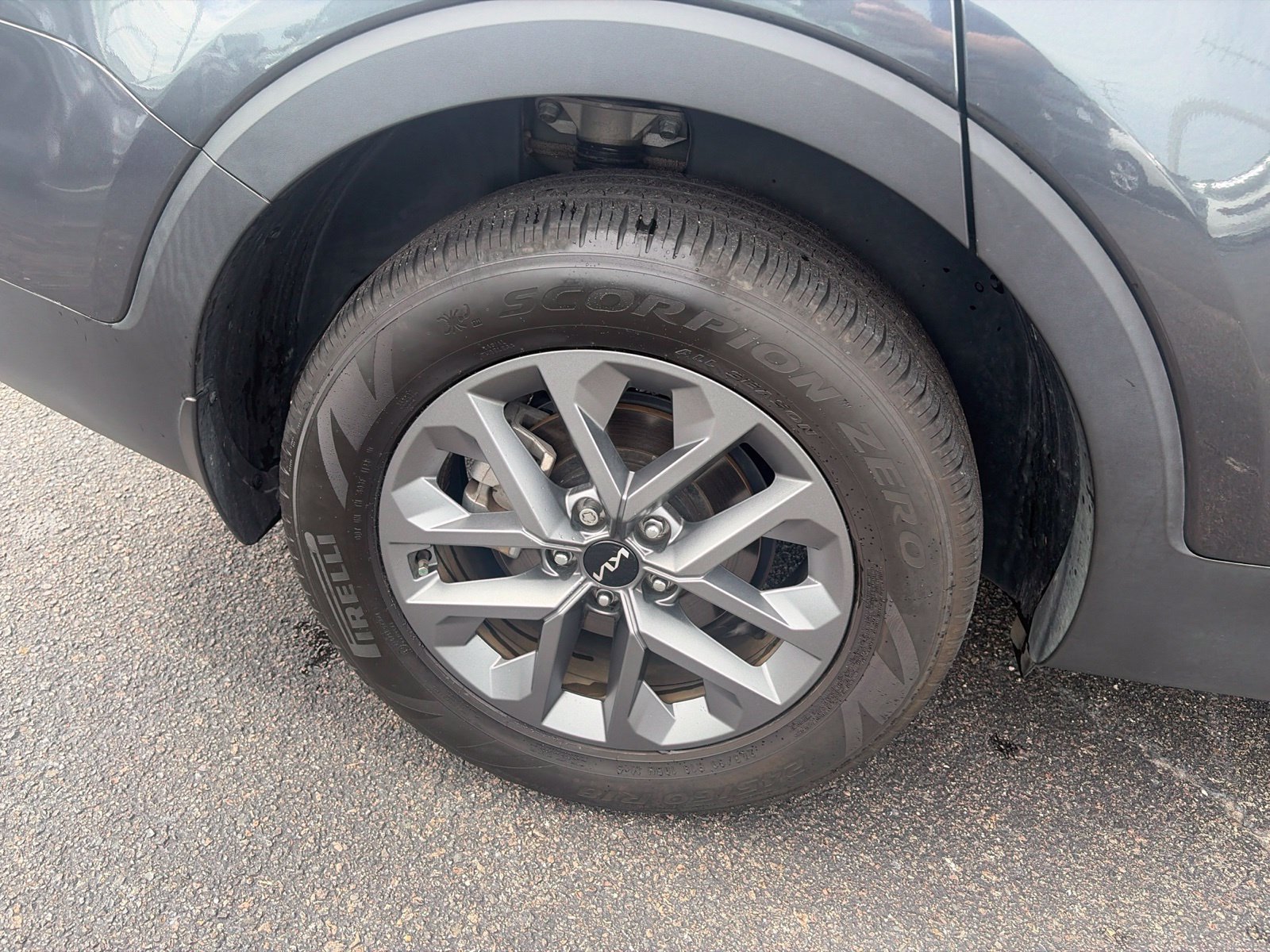 Used 2024 Kia Telluride LX FWD image 10