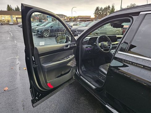 Used 2025 Hyundai Palisade Calligraphy image 20