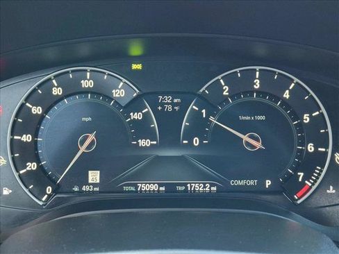 Used 2017 BMW 530i RWD image 11