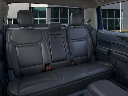 New 2026 Ford Maverick Lariat w/ Black Appearance Package image 11