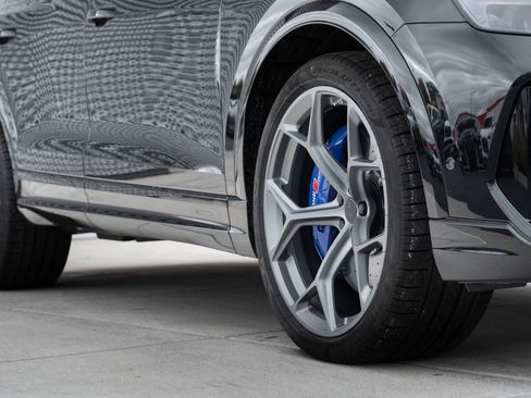 New 2026 Audi RS Q8 performance image 48