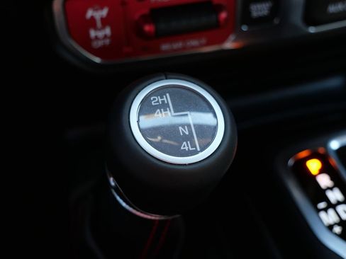 Used 2018 Jeep Wrangler Unlimited Rubicon w/ Cold Weather Group AWD/4WD image 26