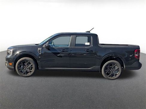 New 2025 Ford Maverick Lariat w/ Black Appearance Package image 6