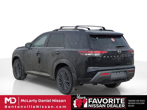 New 2026 Nissan Pathfinder SL w/ SL Premium Package AWD/4WD image 2