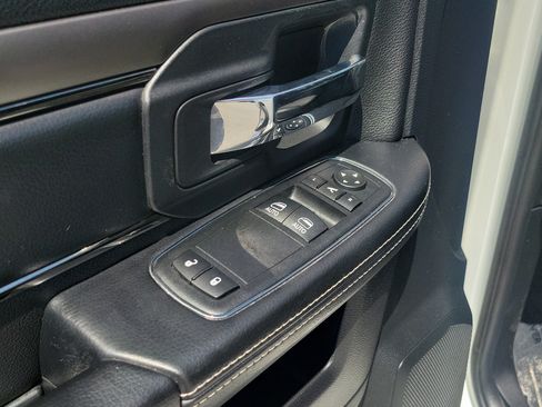 Used 2013 RAM 1500 R/T w/ Convenience Group RWD image 11