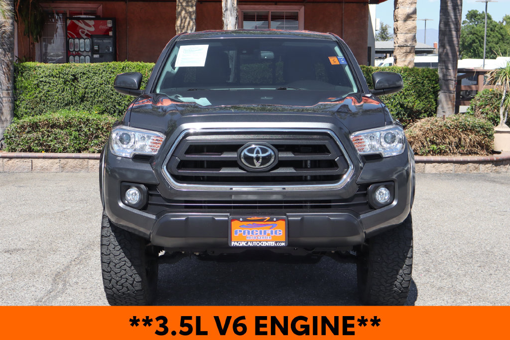 Used 2022 Toyota Tacoma SR5 AWD/4WD image 3