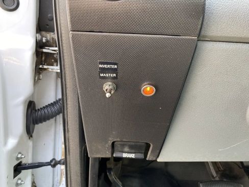 Used 2012 Ford F450 XL w/ Heavy Service Suspension Pkg image 15