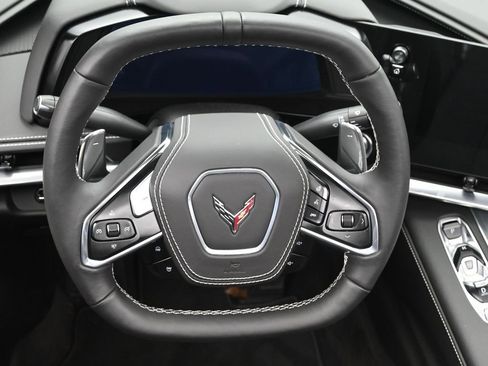 Used 2023 Chevrolet Corvette Stingray Premium Conv w/ Z51 Performance Package image 24