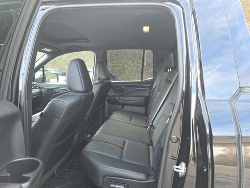 Used 2025 Honda Ridgeline TrailSport image 13