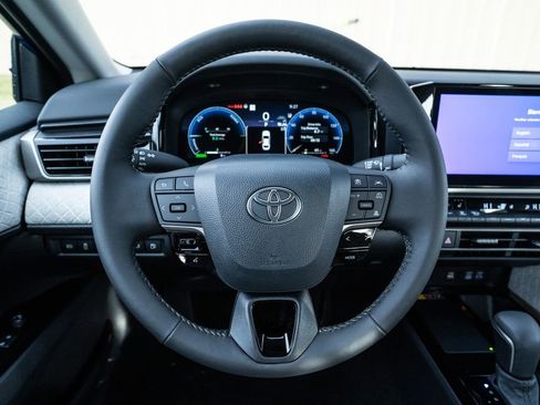 New 2026 Toyota Camry XLE image 17