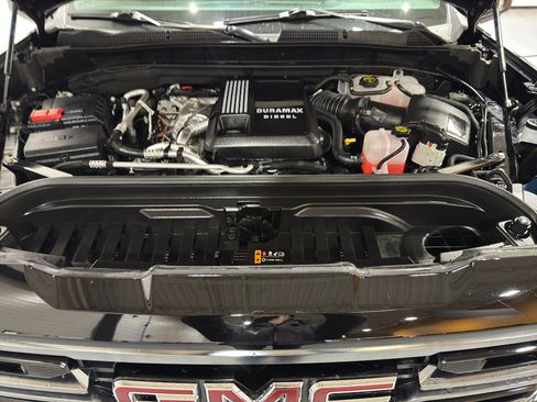 Used 2025 GMC Sierra 1500 AT4 w/ AT4 Premium Package image 43