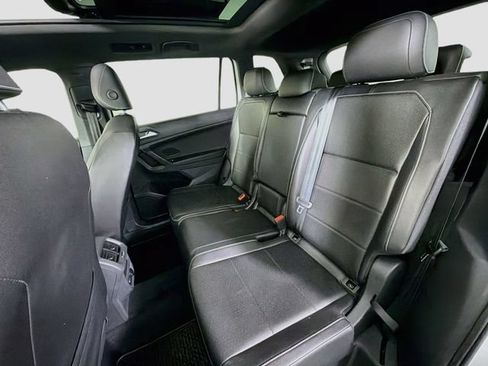 Used 2021 Volkswagen Tiguan SE R-Line FWD image 24