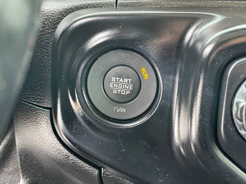 Used 2020 Jeep Wrangler Unlimited Sport S image 23