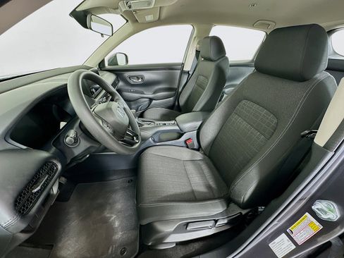 Used 2023 Honda HR-V LX image 13