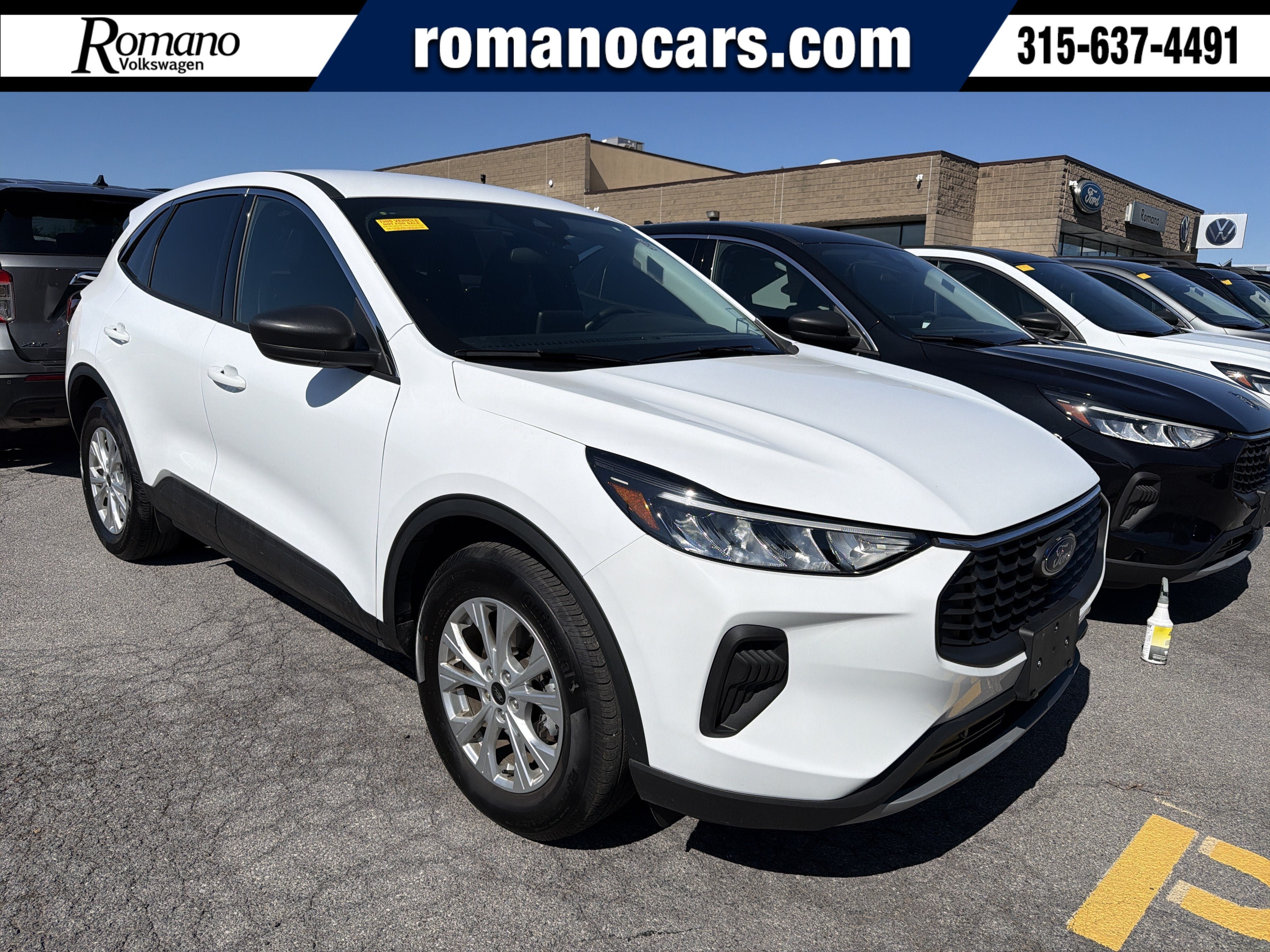 Used 2023 Ford Escape Active AWD/4WD image 1