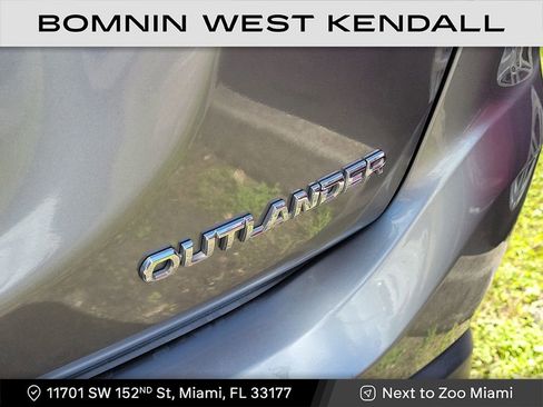 Used 2018 Mitsubishi Outlander ES image 4