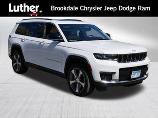 Used 2025 Jeep Grand Cherokee L Limited w/ Trailer Tow Package AWD/4WD video 1