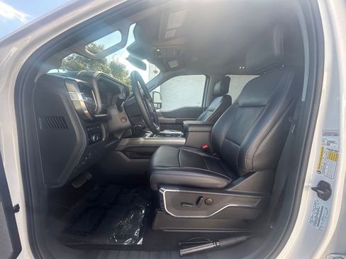 Used 2023 Ford F250 Lariat w/ Lariat Ultimate Package image 9