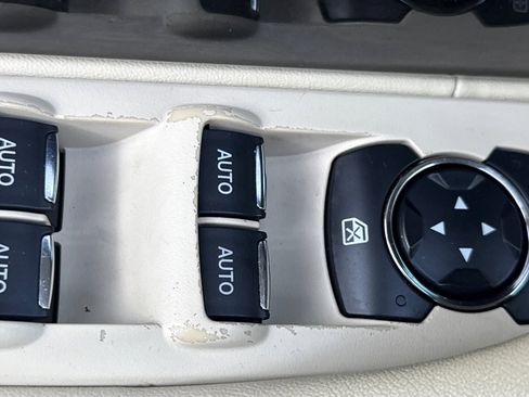 Used 2016 Lincoln MKS w/ Equipment Group 101A image 33