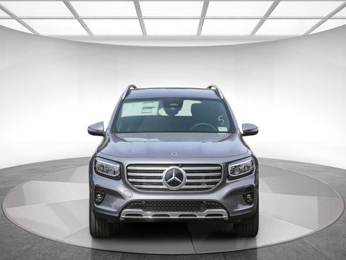 New 2026 Mercedes-Benz GLB 250 4MATIC image 6