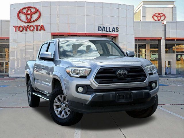 Used 2018 Toyota Tacoma SR5 RWD image 1