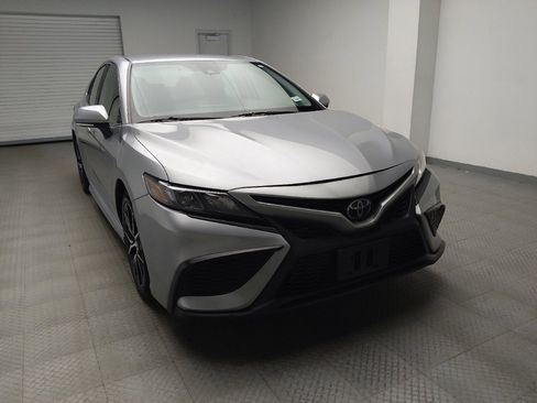 Used 2023 Toyota Camry SE FWD image 14