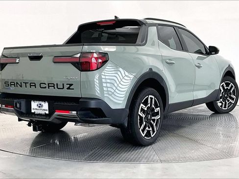 Certified 2025 Hyundai Santa Cruz Limited AWD/4WD image 2