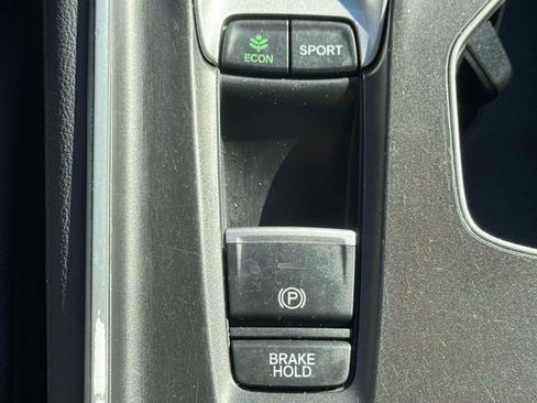 Used 2021 Honda Accord Touring image 32