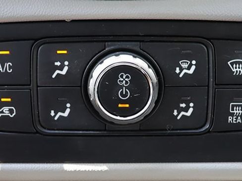 Used 2022 GMC Terrain SLT AWD/4WD image 46