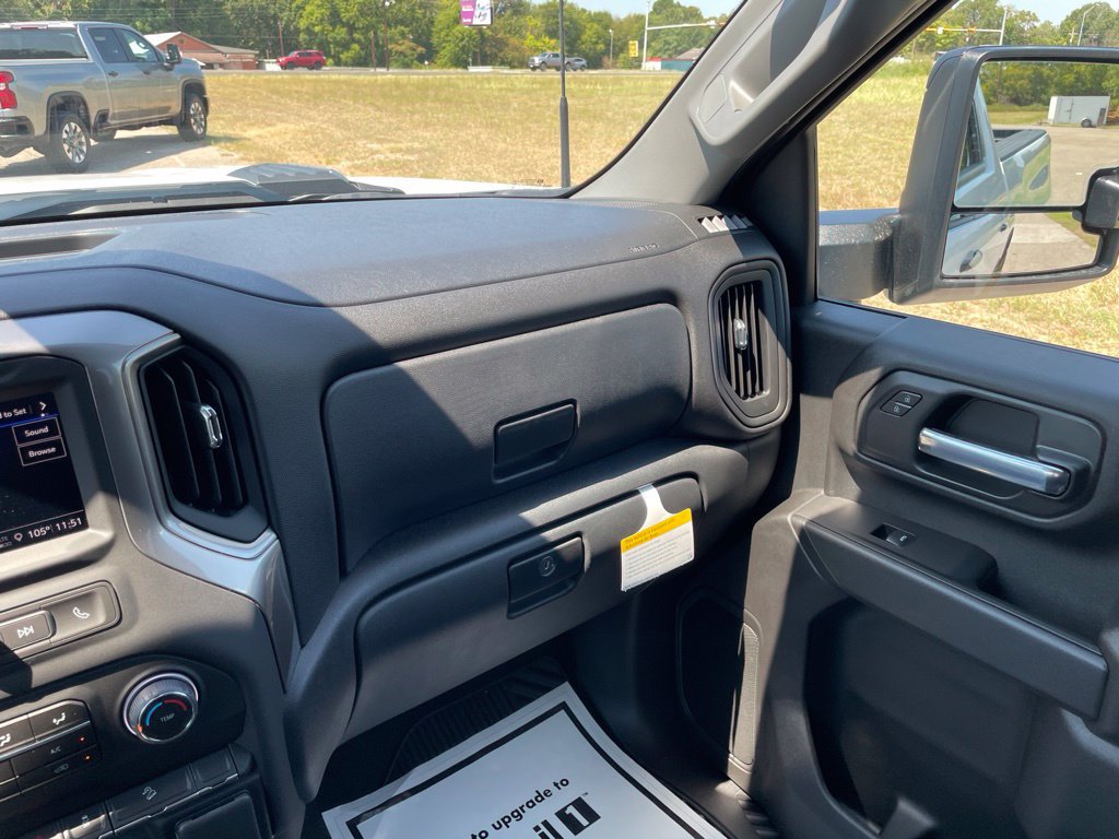 New 2026 Chevrolet Silverado 2500 Custom w/ Custom Convenience Package AWD/4WD image 31
