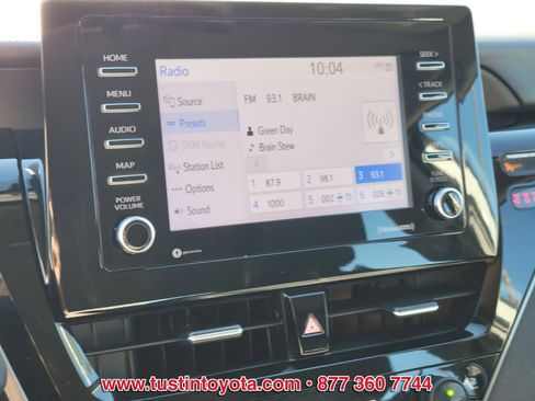 Certified 2021 Toyota Camry SE image 20