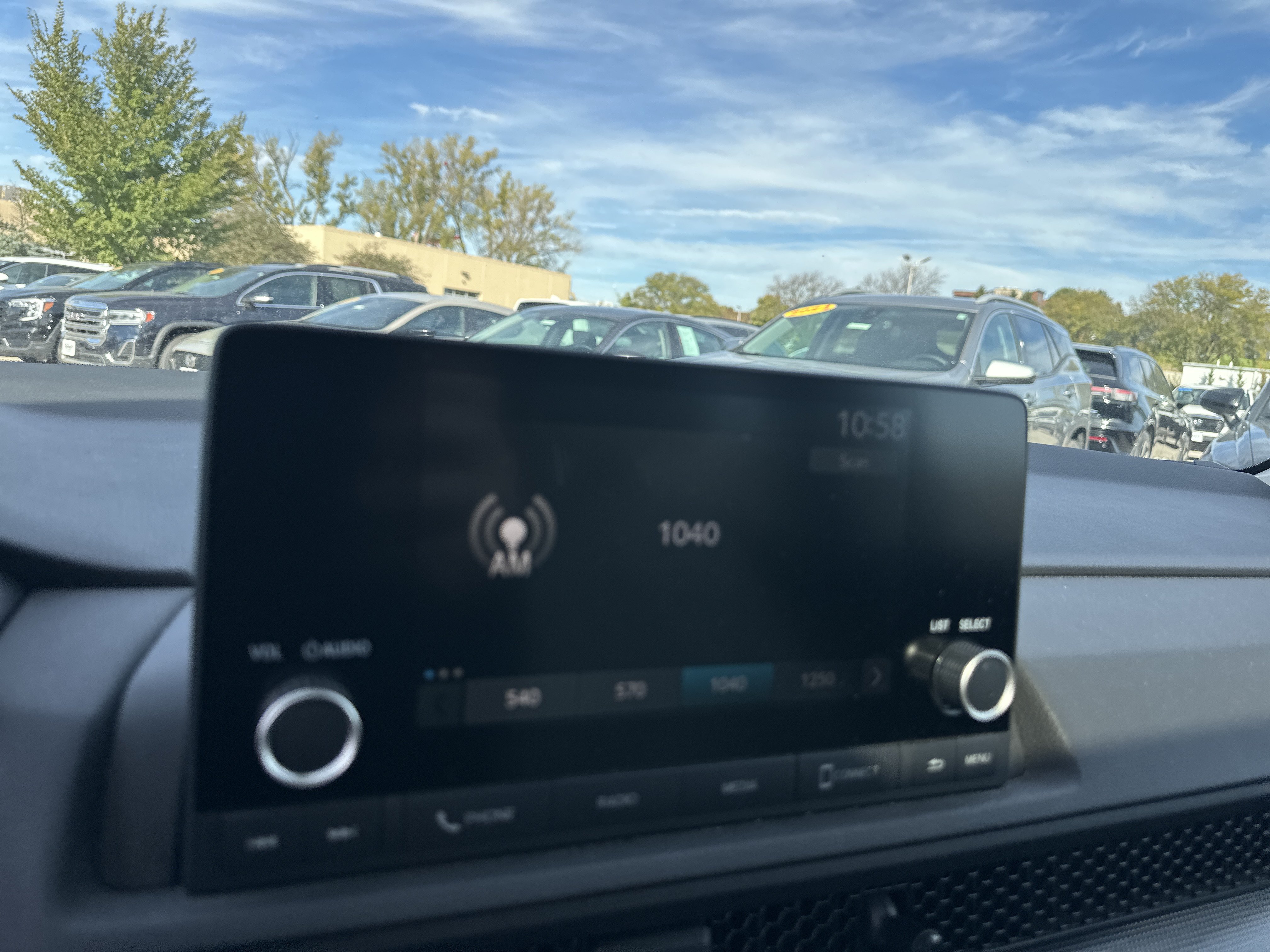 Used 2024 Honda CR-V EX image 27