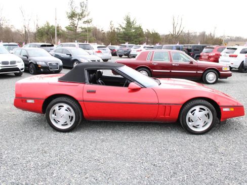Used 1989 Chevrolet Corvette Convertible image 14