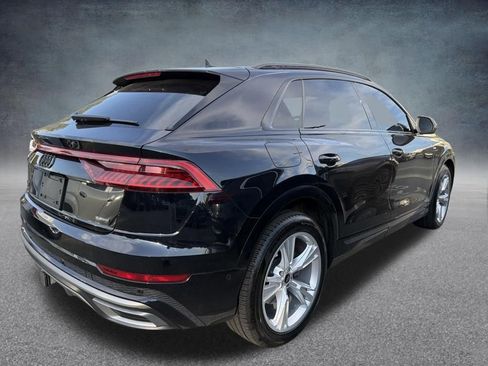 Used 2021 Audi Q8 AWD/4WD image 4