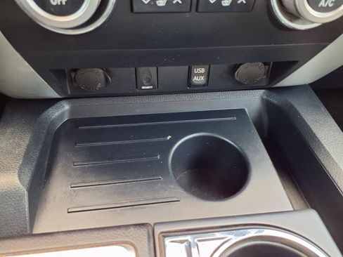 Used 2019 Toyota Tundra Limited w/ Limited Premium Package RWD image 8