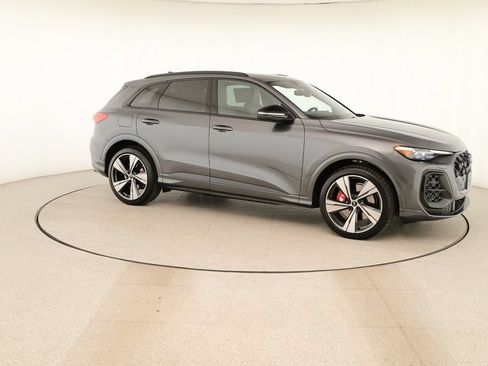 New 2026 Audi SQ5 Premium Plus AWD/4WD image 9