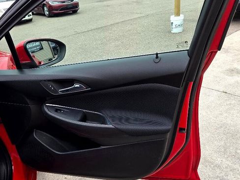 Used 2016 Chevrolet Cruze LT w/ Convenience Package image 16