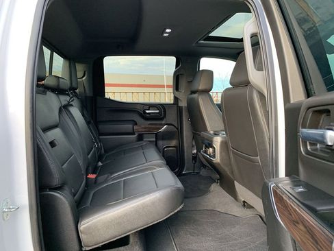 Used 2022 GMC Sierra 1500 SLT w/ SLT Convenience Package image 31