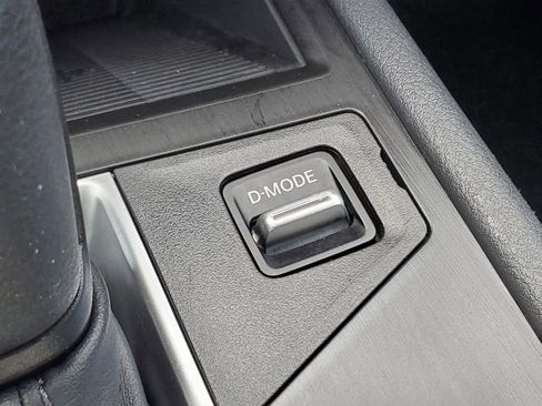 Certified 2025 Nissan Kicks SV FWD image 21