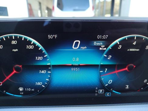 Used 2023 Mercedes-Benz CLA 250 4MATIC image 25