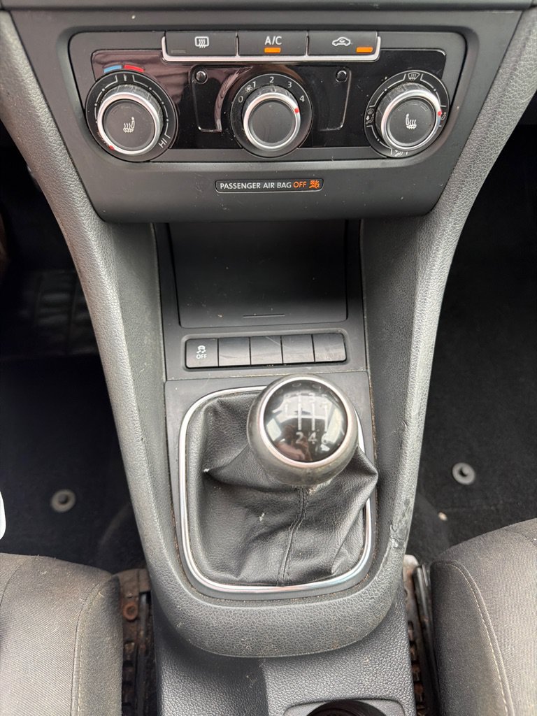 Used 2013 Volkswagen Golf TDI FWD image 19