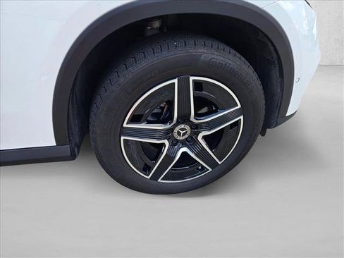 Certified 2026 Mercedes-Benz GLC 300 image 21